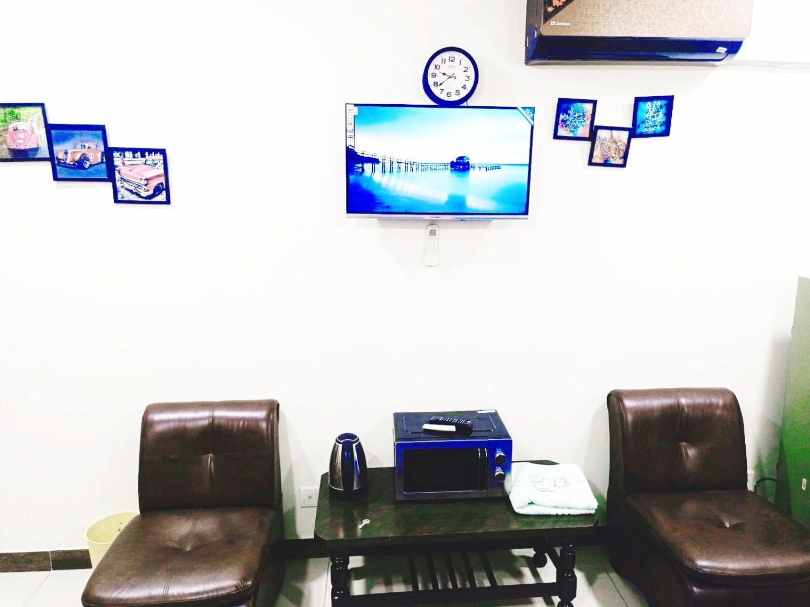 Crystal Comfort Studio Rawalpindi Exterior foto